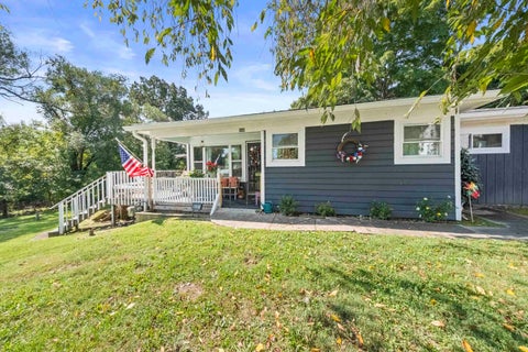 Tiny photo for 507 Westview Drive DR, Ashland, KY 41102 (MLS # 61220)