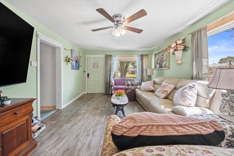 Tiny photo for 507 Westview Drive DR, Ashland, KY 41102 (MLS # 61220)