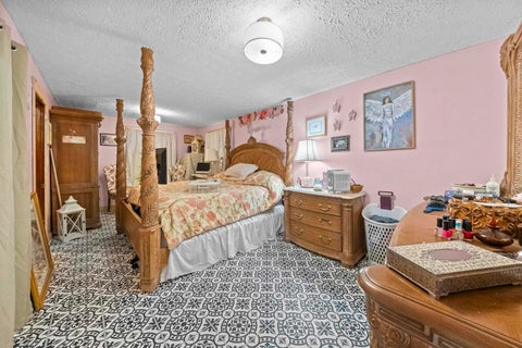 Tiny photo for 507 Westview Drive DR, Ashland, KY 41102 (MLS # 61220)