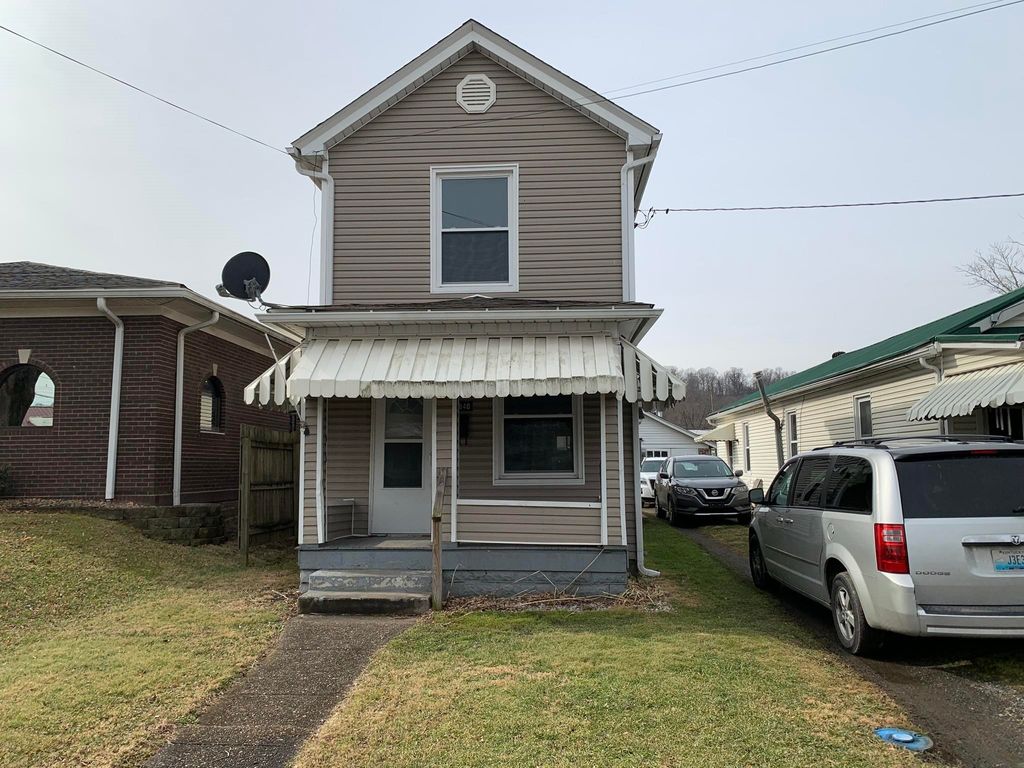 Photo of 28402836 Carter Avenue, Ashland, KY 41101 (MLS # 60184)