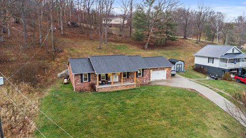 Tiny photo for 439 Rivendell Road, Ashland, KY 41102 (MLS # 60201)