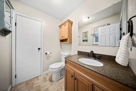 Tiny photo for 439 Rivendell Road, Ashland, KY 41102 (MLS # 60201)