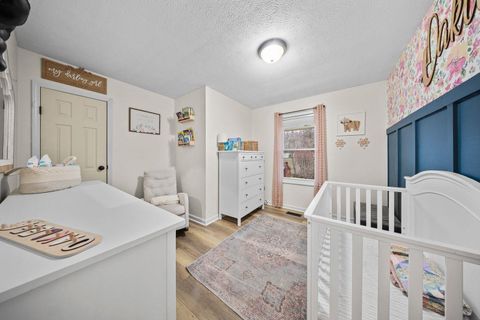 Tiny photo for 439 Rivendell Road, Ashland, KY 41102 (MLS # 60201)