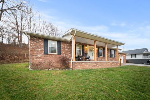 Tiny photo for 439 Rivendell Road, Ashland, KY 41102 (MLS # 60201)