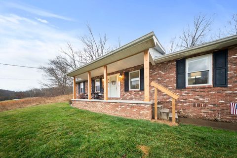 Tiny photo for 439 Rivendell Road, Ashland, KY 41102 (MLS # 60201)