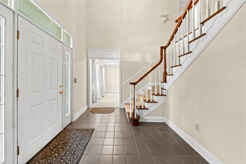 Photo of 104 Eagle Drive Dr, Catlettsburg, KY 41129 (MLS # 61028)