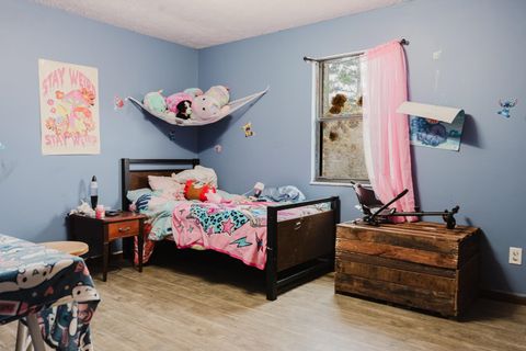 Tiny photo for 7944 Rosewood Drive Dr, Ashland, KY 41102 (MLS # 60210)