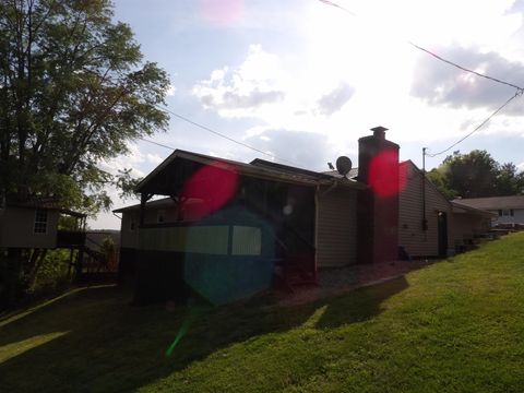 Tiny photo for 112 Hillcrest Court, Russell, KY 41169 (MLS # 60494)