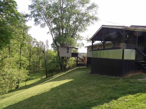 Tiny photo for 112 Hillcrest Court, Russell, KY 41169 (MLS # 60494)