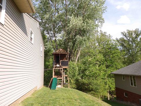 Tiny photo for 112 Hillcrest Court, Russell, KY 41169 (MLS # 60494)
