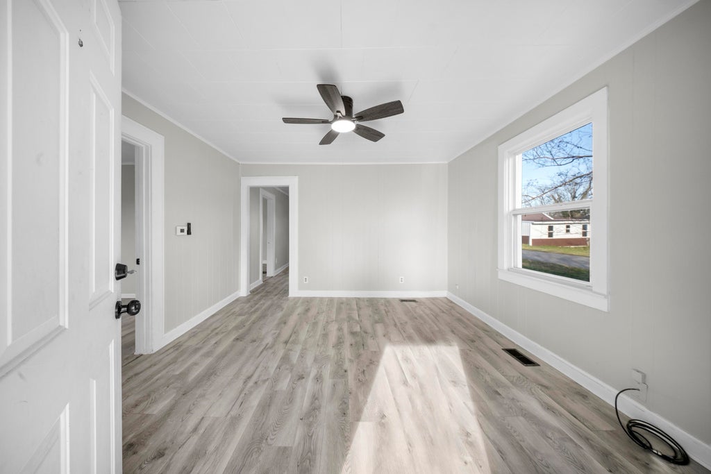 Photo of 821 Eastern Avenue, Worthington, KY 41183 (MLS # 60281)