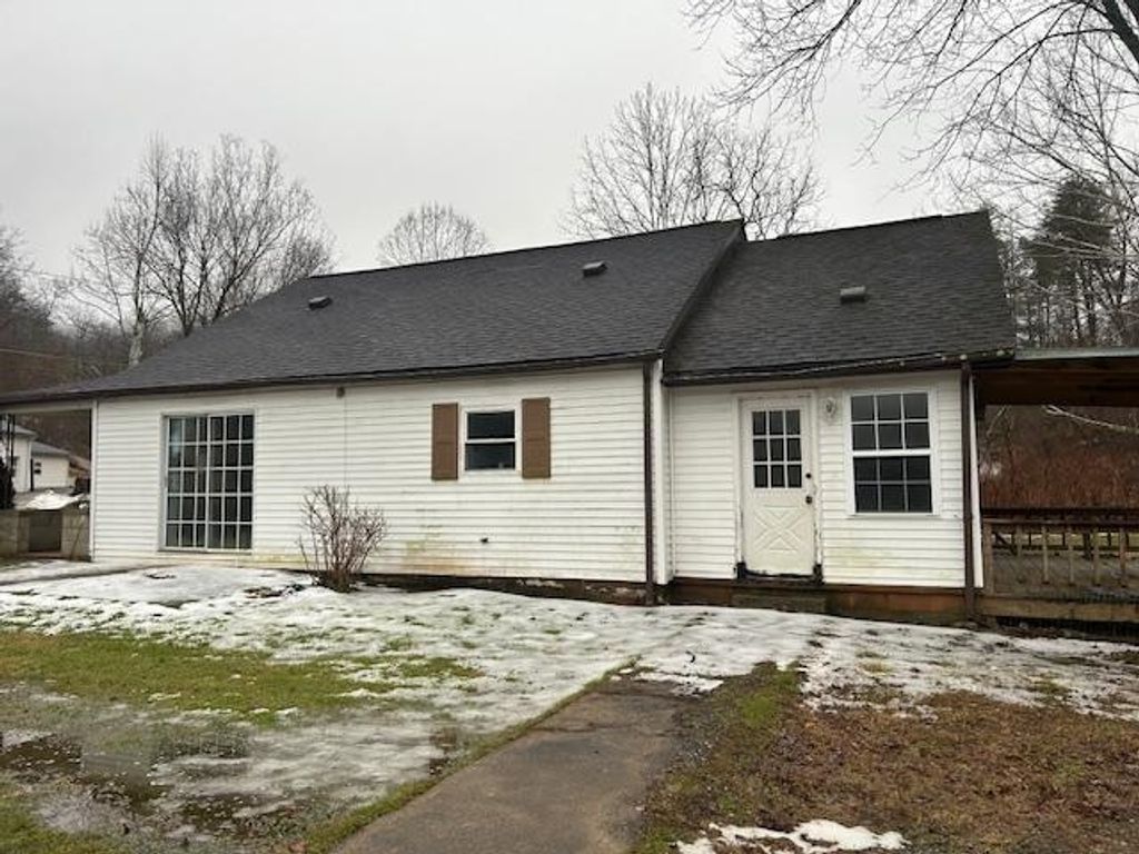 Photo of 15627 State Route 854, Rush, KY 41168 (MLS # 60118)