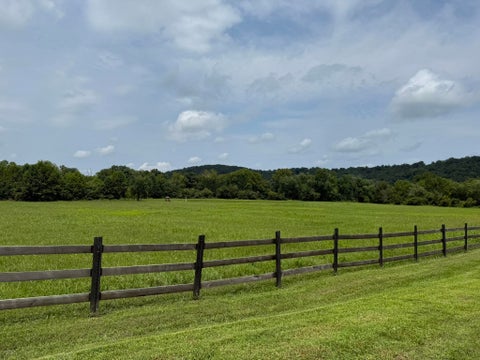 Tiny photo for 9529 Grandview Lake Road, Ashland, KY 41102 (MLS # 61117)