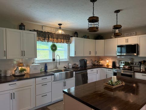 Tiny photo for 9529 Grandview Lake Road, Ashland, KY 41102 (MLS # 61117)