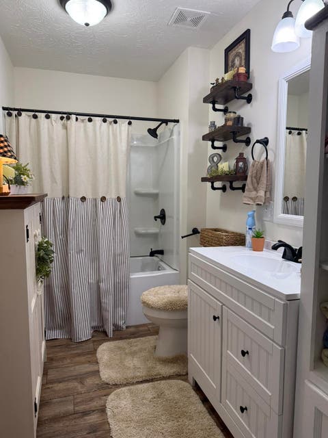 Tiny photo for 9529 Grandview Lake Road, Ashland, KY 41102 (MLS # 61117)