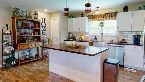 Tiny photo for 9529 Grandview Lake Road, Ashland, KY 41102 (MLS # 61117)