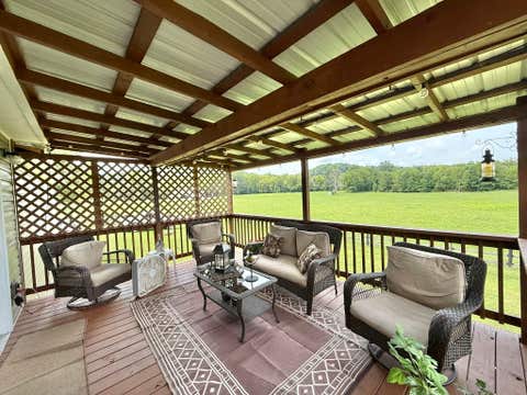 Tiny photo for 9529 Grandview Lake Road, Ashland, KY 41102 (MLS # 61117)