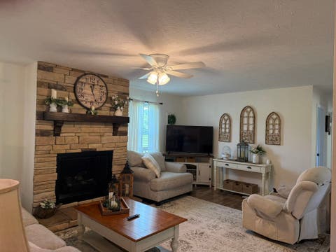 Tiny photo for 9529 Grandview Lake Road, Ashland, KY 41102 (MLS # 61117)