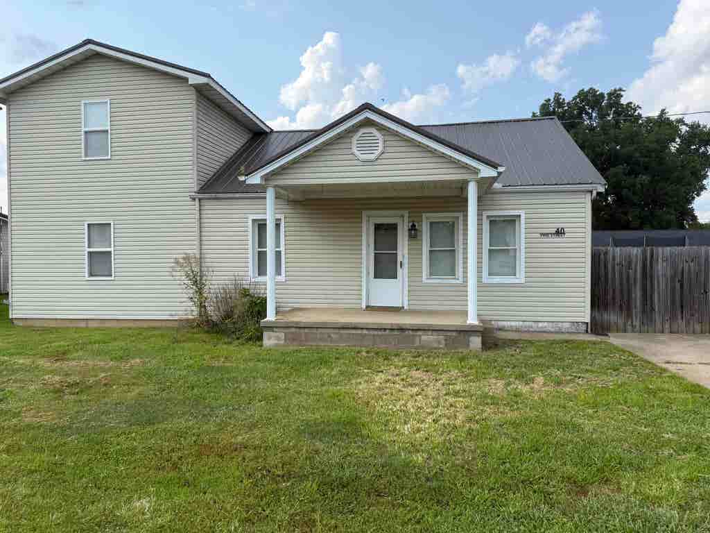 Photo of 40 vine Street, South shore, KY 41175 (MLS # 61104)