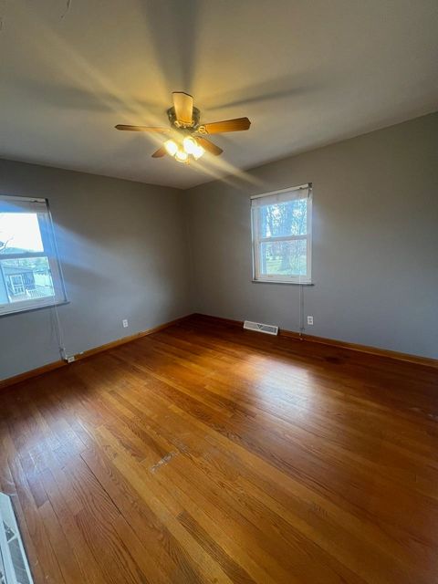 Tiny photo for 211 College Hill Dr, Grayson, KY 41143 (MLS # 60245)