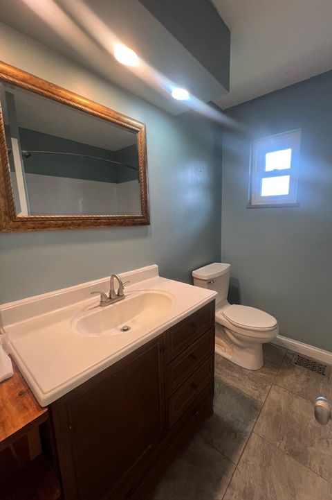 Tiny photo for 211 College Hill Dr, Grayson, KY 41143 (MLS # 60245)