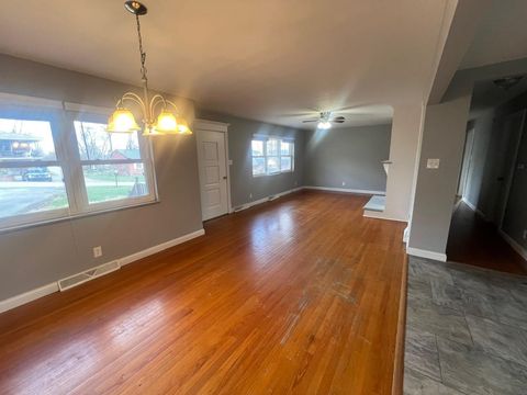 Tiny photo for 211 College Hill Dr, Grayson, KY 41143 (MLS # 60245)