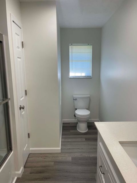 Tiny photo for 800 Riverside Drive, Worthington, KY 41183 (MLS # 60476)