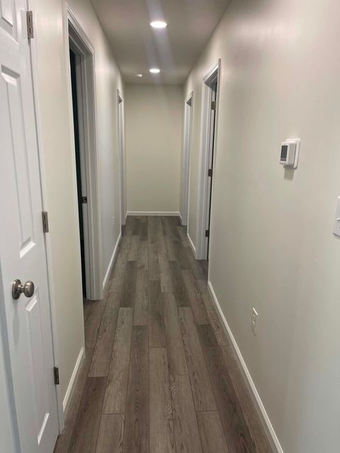 Tiny photo for 800 Riverside Drive, Worthington, KY 41183 (MLS # 60476)