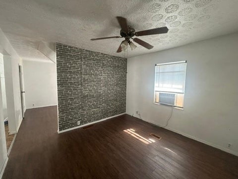Tiny photo for 521 Old Stage Rd RD, Ashland, KY 41101 (MLS # 61078)