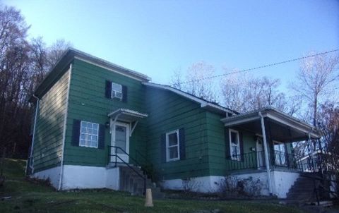 404 Sycamore, Greenup, KY 41144 - #: 56419