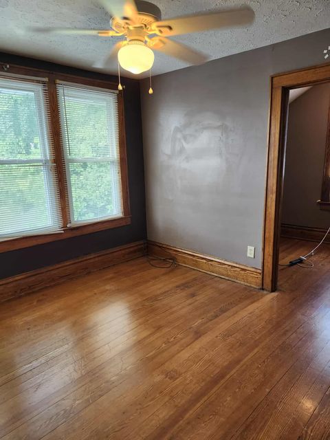 Tiny photo for 3232 Blackburn Ave, Ashland, KY 41101 (MLS # 60263)