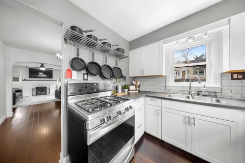 Tiny photo for 2116 Coburn Avenue Ave, Ashland, KY 41101 (MLS # 60228)