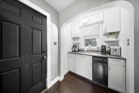 Tiny photo for 2116 Coburn Avenue Ave, Ashland, KY 41101 (MLS # 60228)