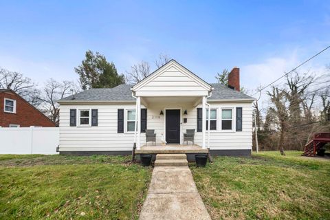 Photo of 2116 Coburn Avenue Ave, Ashland, KY 41101 (MLS # 60228)