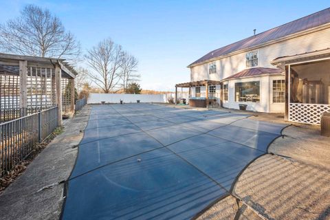 Tiny photo for 16733 Bear Creek Road Rd, Catlettsburg, KY 41129 (MLS # 60058)