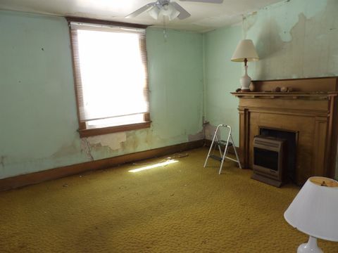 Tiny photo for 2135 Central Avenue, Ashland, KY 41101 (MLS # 59577)