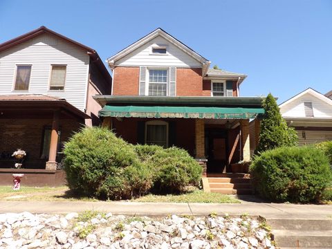 Tiny photo for 2135 Central Avenue, Ashland, KY 41101 (MLS # 59577)
