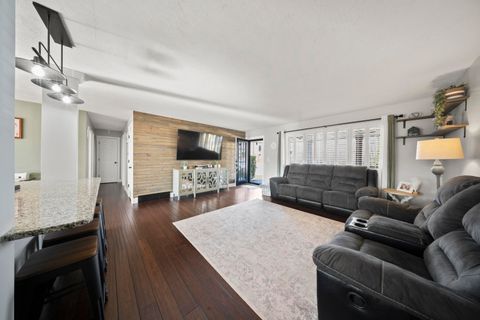 Tiny photo for 312 W Woodmont Drive, Ashland, KY 41102 (MLS # 60068)