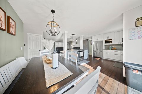 Tiny photo for 312 W Woodmont Drive, Ashland, KY 41102 (MLS # 60068)