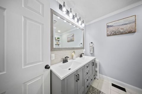 Tiny photo for 312 W Woodmont Drive, Ashland, KY 41102 (MLS # 60068)