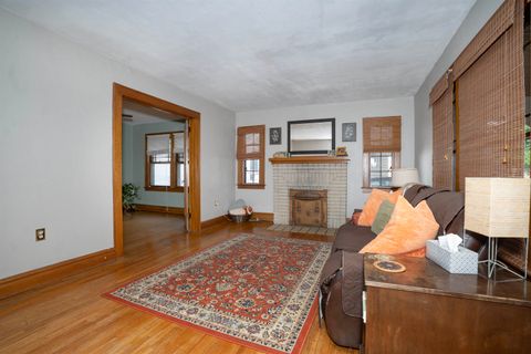 Tiny photo for 1121 Forest Court CT, Ashland, KY 41101 (MLS # 60759)