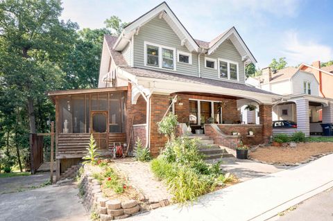 Tiny photo for 1121 Forest Court CT, Ashland, KY 41101 (MLS # 60759)