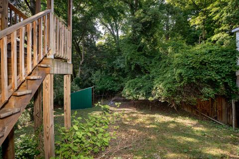 Tiny photo for 1121 Forest Court CT, Ashland, KY 41101 (MLS # 60759)