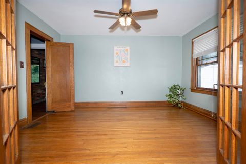 Tiny photo for 1121 Forest Court CT, Ashland, KY 41101 (MLS # 60759)
