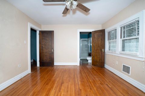 Tiny photo for 1121 Forest Court CT, Ashland, KY 41101 (MLS # 60759)