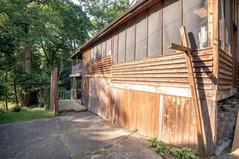 Tiny photo for 1121 Forest Court CT, Ashland, KY 41101 (MLS # 60759)