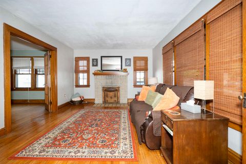 Tiny photo for 1121 Forest Court CT, Ashland, KY 41101 (MLS # 60759)