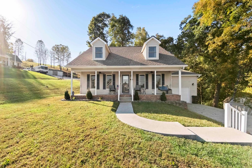 Photo of 158 Woodcrest Road RD, Grayson, KY 41143 (MLS # 61450)