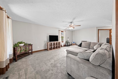 Tiny photo for 158 Woodcrest Road RD, Grayson, KY 41143 (MLS # 61450)