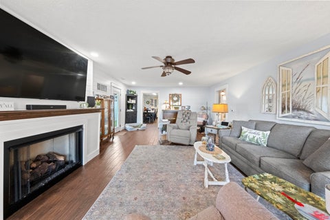 Tiny photo for 3418 Spring Street ST, Catlettsburg, KY 41129 (MLS # 61229)